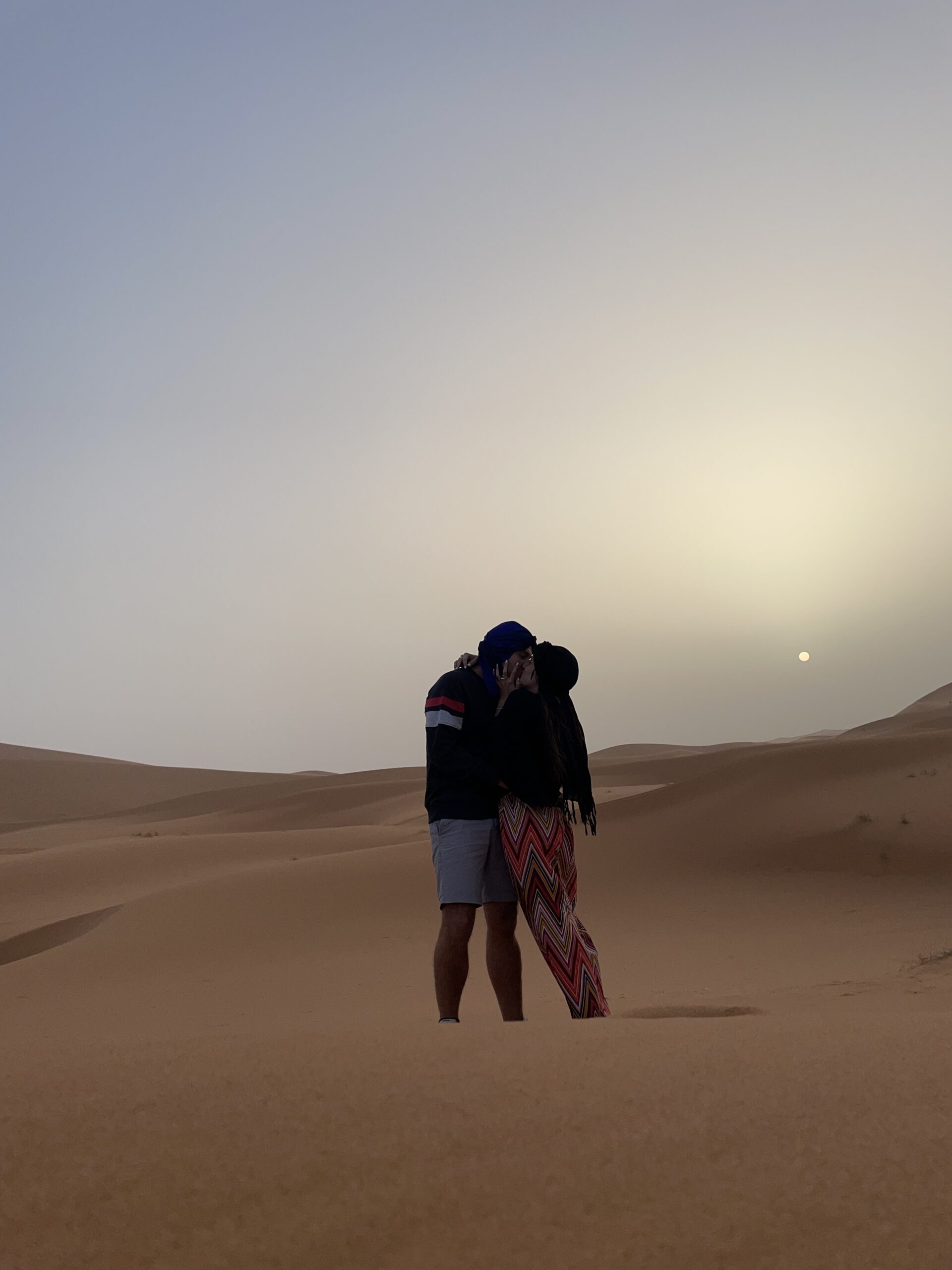 Les canailles au milieu du désert du Sahara